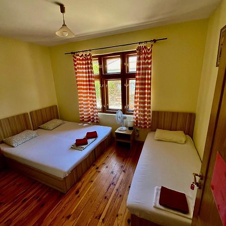 Hostel Mostel Weliko Tarnowo Exterior foto