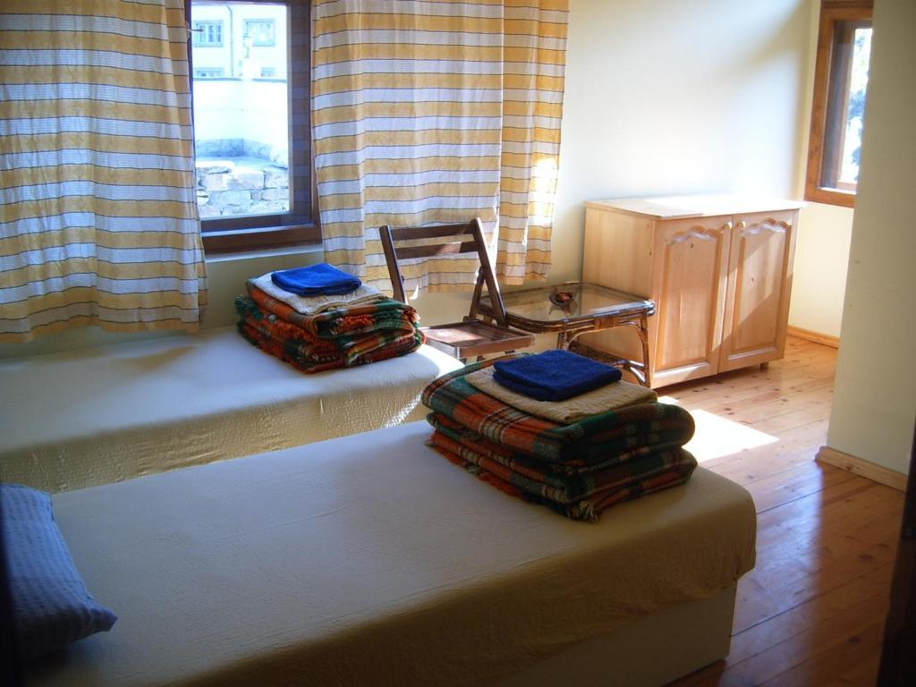 Hostel Mostel Weliko Tarnowo Zimmer foto